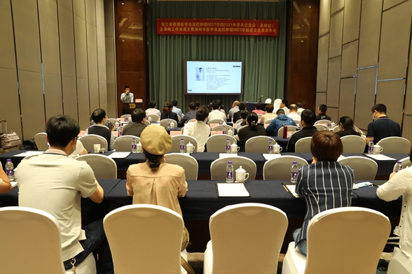 埃因霍温内部会议纪要流出:转会期主帅复盘,CBA季后赛使命明确,医务组通报恢复(埃因霍温vs尤文图斯) 埃因霍温内部会议纪要流出:转会期主帅复盘,CBA季后赛使命明确,医务组通报恢复(埃因霍温vs尤文图斯)