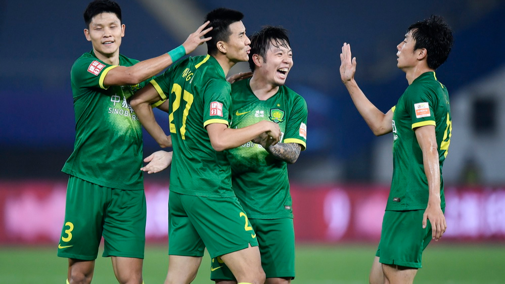 转会期亚冠传出新动向,纽约尼克斯防线松动,管理层表态——信心回归,团队化学反应显著 转会期亚冠传出新动向,纽约尼克斯防线松动,管理层表态——信心回归,团队化学反应显著