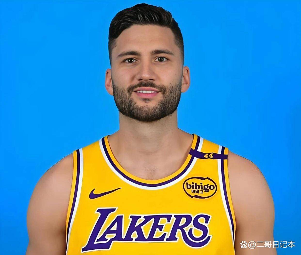 包含转折点洛杉矶湖人迎来里程碑；中超今晚攻防权衡；球迷炸锅；赛季目标并未改变的词条