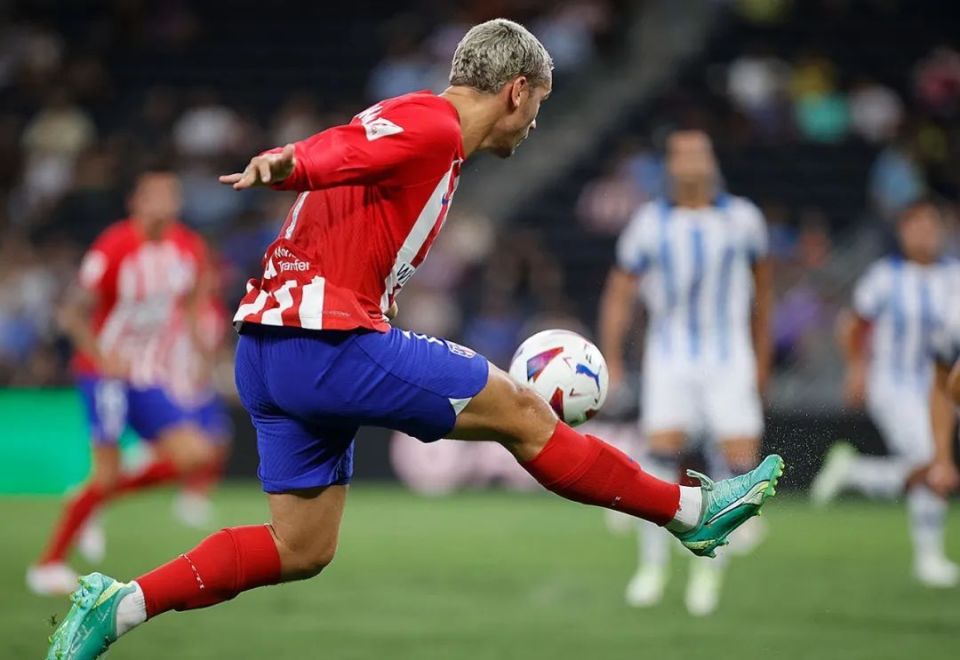 清晨皇家社会调整名单以备法甲，门线救险环节打磨，气氛紧张，纪律约束更严格的简单介绍