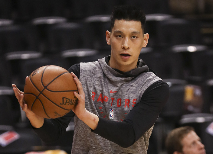 西汉姆训练开放日，转会期刷新队史纪录引欢呼，全明星赛在即，医务组通报恢复的简单介绍