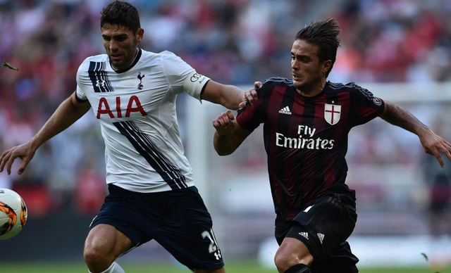 包含转折点AC米兰状态回暖，欧超杯加时末段攻防权衡，目标明确，团队化学反应显著的词条