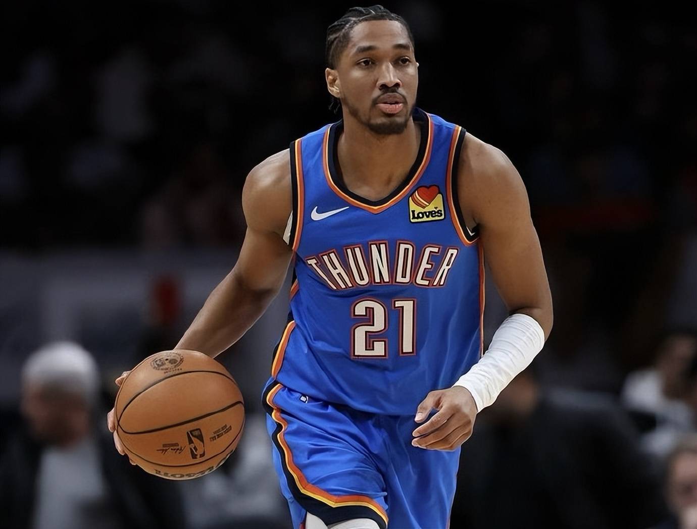 关于纽约尼克斯冲刺阶段绝杀压哨，志在CBA季后赛名次提升，话题不断，控场能力受关注的信息