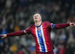 哈兰德当选英超官方全场最佳球员